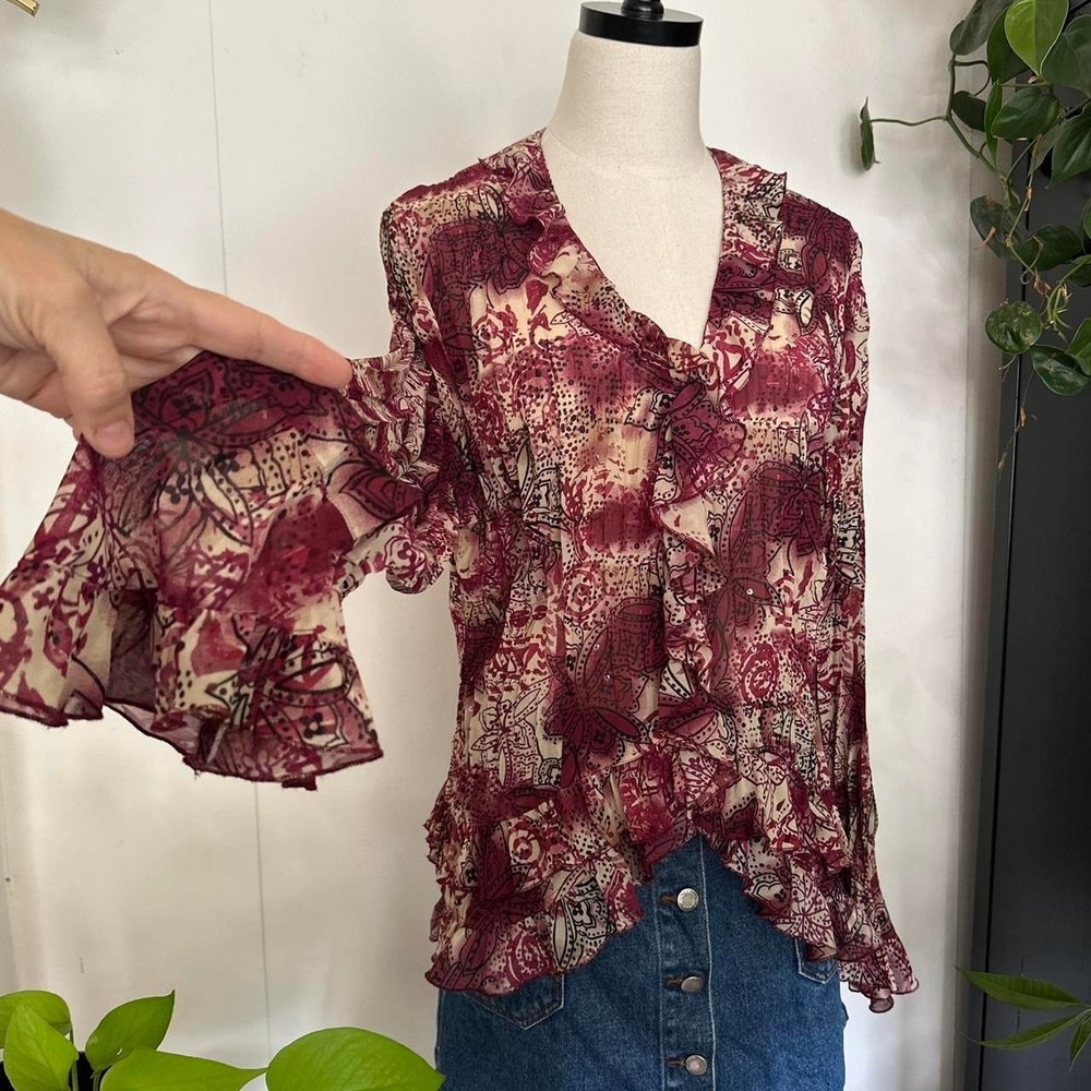 Clothing Co. by Notations Burgundy Floral Ruffle V-Neck Fairycore Blouse Large